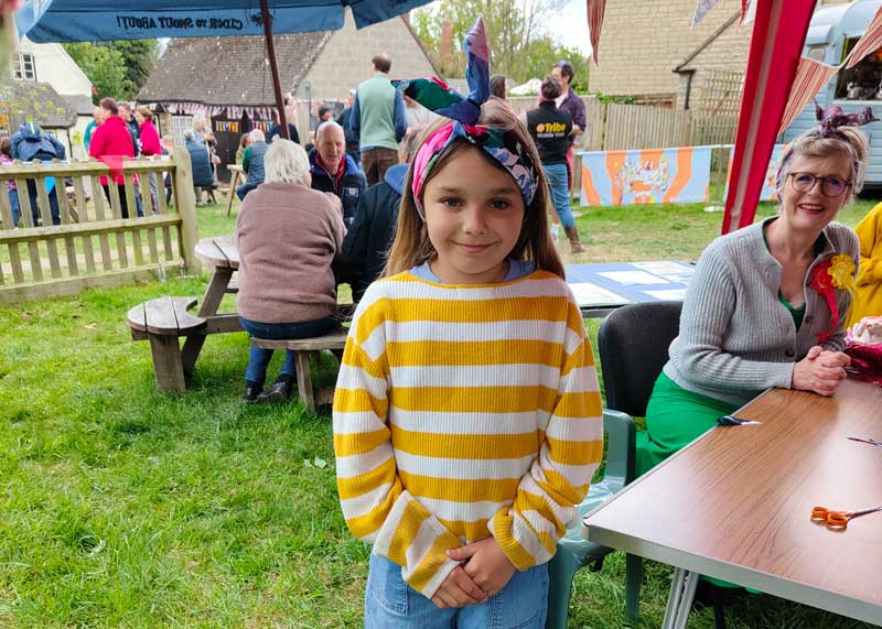 girl in headband