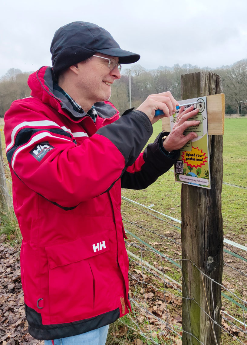 erecting notice about uploading photos